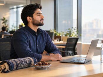 Muslim professional fasting during Ramadan while working at a US office desk